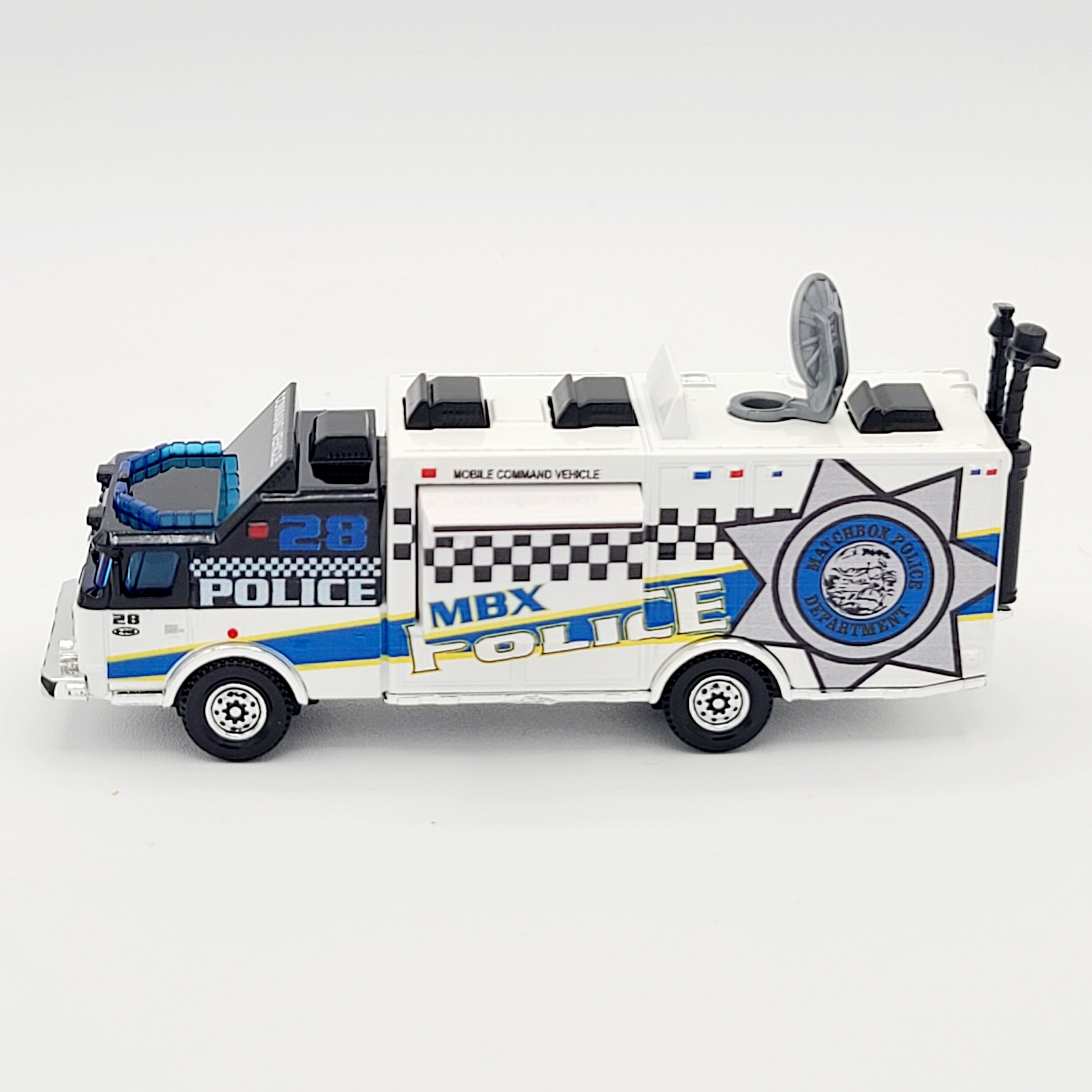 Matchbox E-One Mobile Command Center Truck "Police" (2012 Working Rigs - Mission Force Exclusive)
